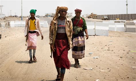 Yemen: Aden's changing alliances erupt into four.